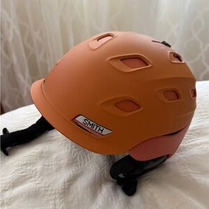 SMITH Black and Yellow Helmet